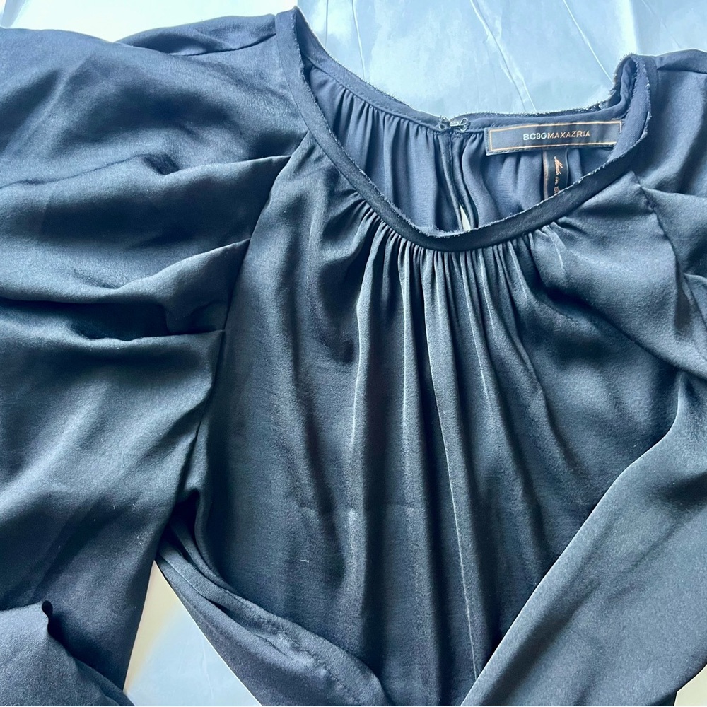 SATIN BLOUSE  BCBG MAXAZRIA